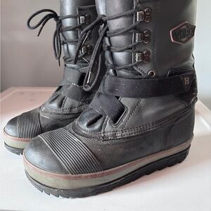 Black Snowboard Boots with Straps